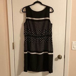 LOFT sleeveless black & cream dress. Floral & dot stripe.  Size large.